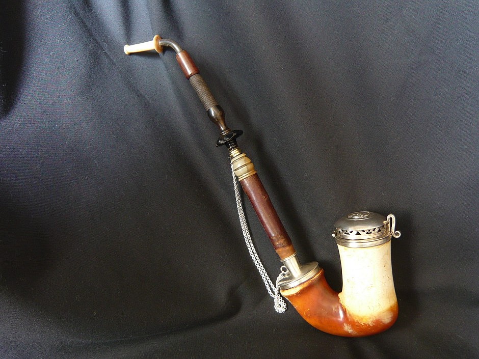 Antique meerschaum pipe