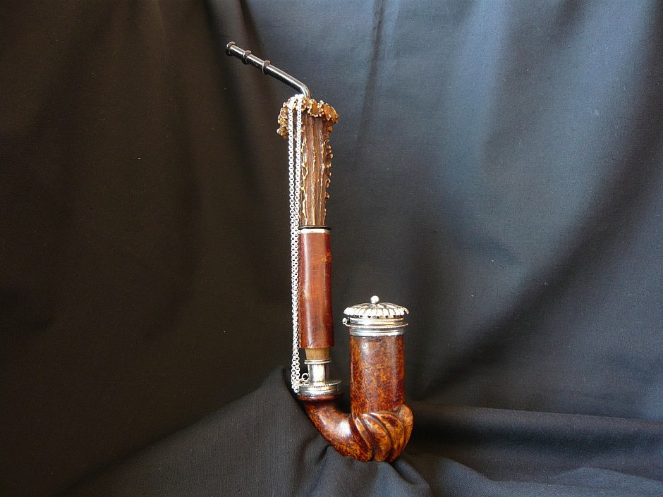 Maser wooden pipe